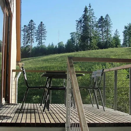 Lippenhof - Unter Der Linde Daire *