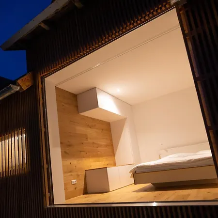Lippenhof - Unter Der Linde Appartement